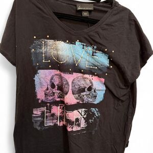 Lane Bryant Women's Unique Black & Pink Skull Love Life Punk Rock Cool T-shirt